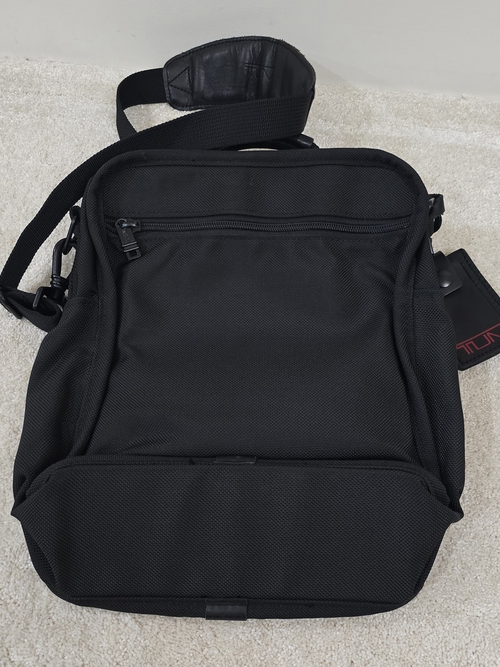 Tumi Men's Black Crossbody Shoulder Bag
